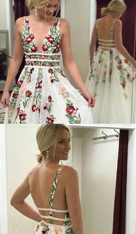 New Markdowns V-Neck Prom Dresses with Sleeveless Floor Length Formal Dresses with Appliques N1555