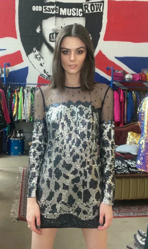 Super Deal Any Old Iron Snow Leopard Dress