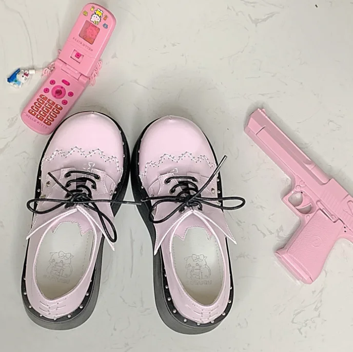 patent leather pink
