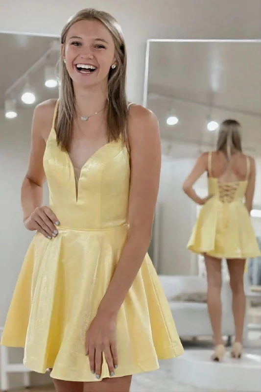 Stock Clearance A-line Spaghetti Straps Short Homecoming Dress With Corset Back