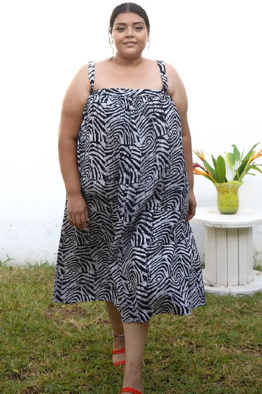 Instant Discount Saya Dress