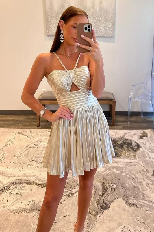 Doorbuster Deal Gold A-Line Halter Neck Short Metallic Homecoming Dress