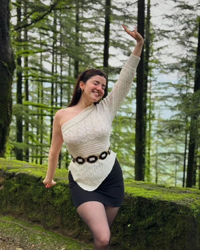 Today Only Clepa One shoulder sweater