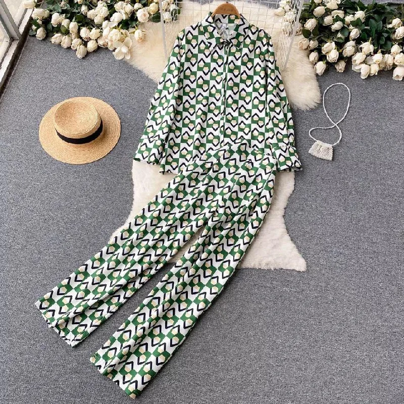 While Supplies Last Fabby Abstract Coord Set