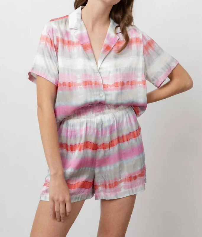 Closeout Leighton Shorts In Coral Waves