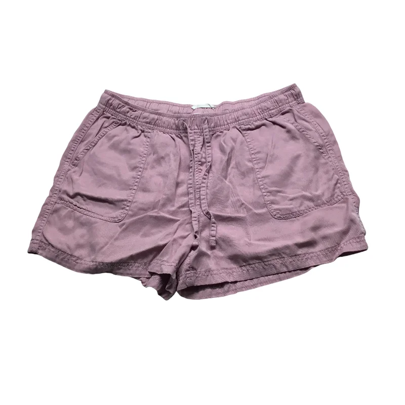 Amazing Deals Shorts By C And C In Pink, Size: L