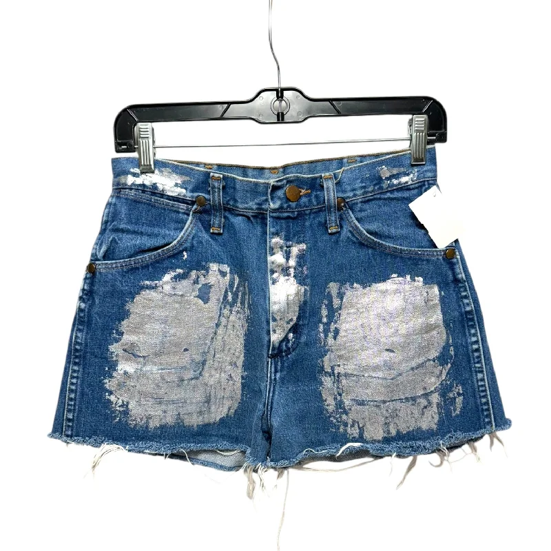 Crazy Savings Shorts By Wrangler In Blue, Size: 11