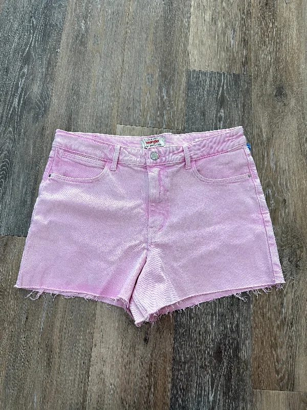 Midnight Sale Shorts By Wrangler In Pink Denim, Size: 8
