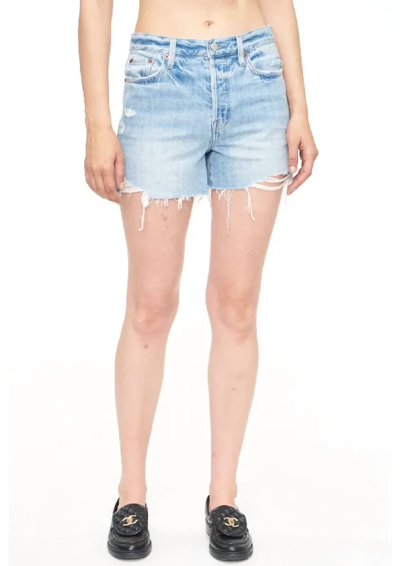 Massive Deals Women's Relaxed High Rise Vintage Short In Blue