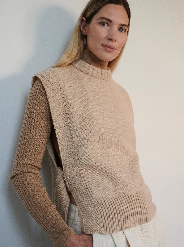 Deal Mania Kalvos Merino Wool Vest - Sand
