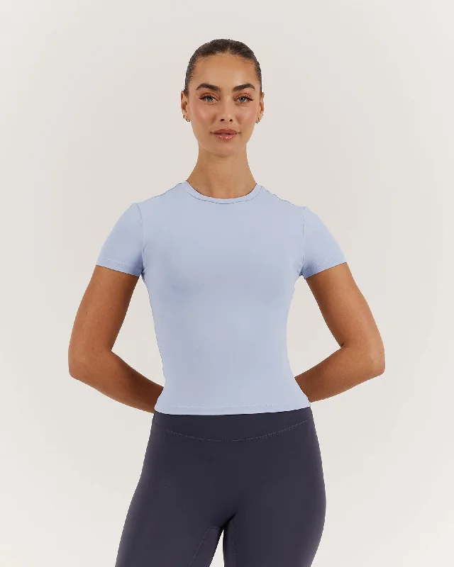 Friends and Family Sale ATHLEISURE TOP - POWDER BLUE