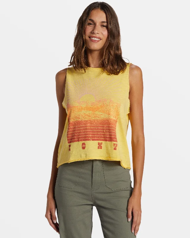 Huge Discounts Paradise Peaks HLMT 2.0 Cropped Tank Top - Cornsilk